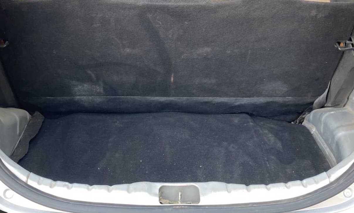 2016 Hyundai Eon ERA +, Petrol, Manual, 33,944 km, Boot Inside