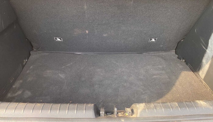 2021 Hyundai NEW I20 ASTA (O) 1.5 CRDI MT, Diesel, Manual, 21,128 km, Boot Inside