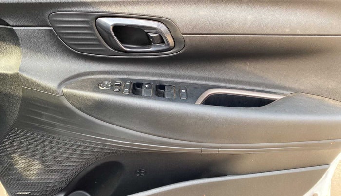 2021 Hyundai NEW I20 ASTA (O) 1.5 CRDI MT, Diesel, Manual, 21,128 km, Driver Side Door Panels Control