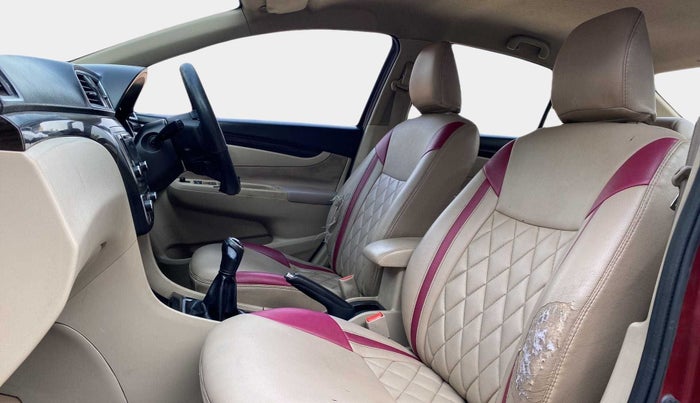 2017 Maruti Ciaz DELTA 1.4 MT PETROL, Petrol, Manual, 94,757 km, Right Side Front Door Cabin