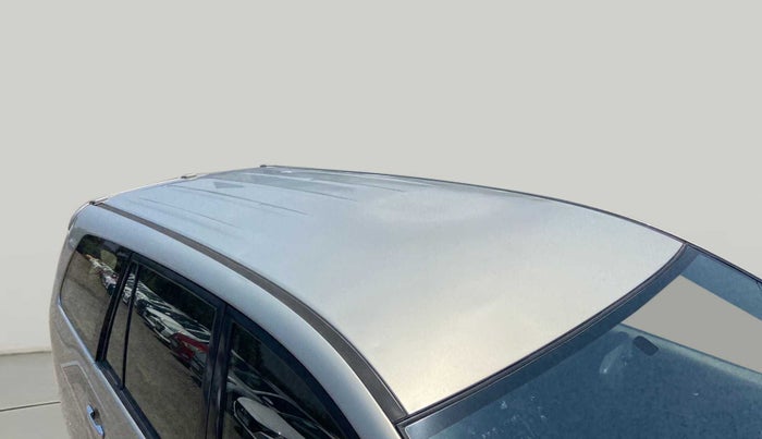 2015 Toyota Innova 2.5 VX 8 STR, Diesel, Manual, 96,972 km, Roof