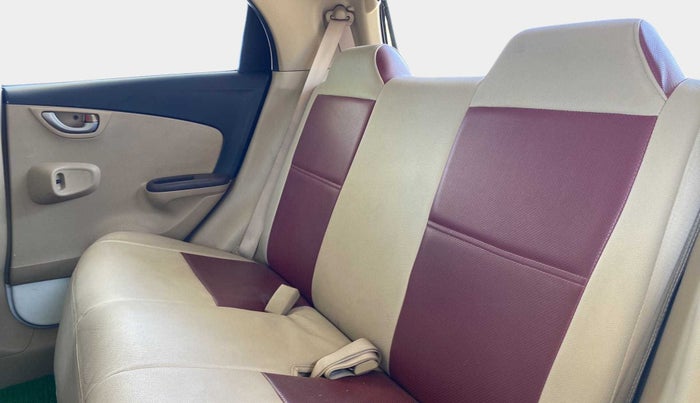 2013 Honda Brio V MT, Petrol, Manual, 26,945 km, Right Side Rear Door Cabin