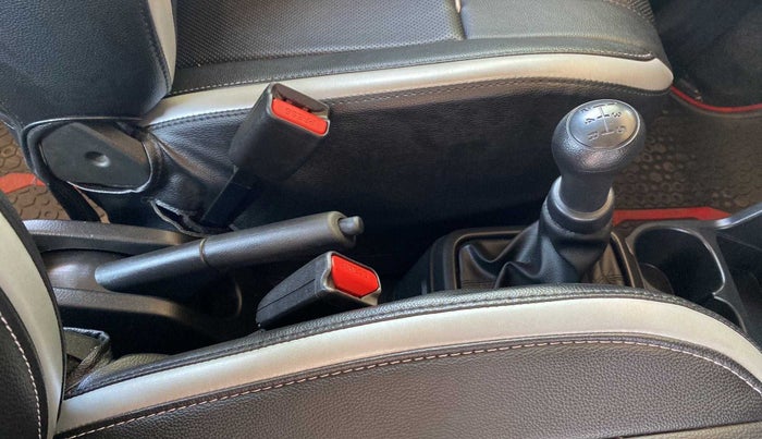 2023 Maruti S PRESSO VXI, Petrol, Manual, 6,147 km, Gear Lever