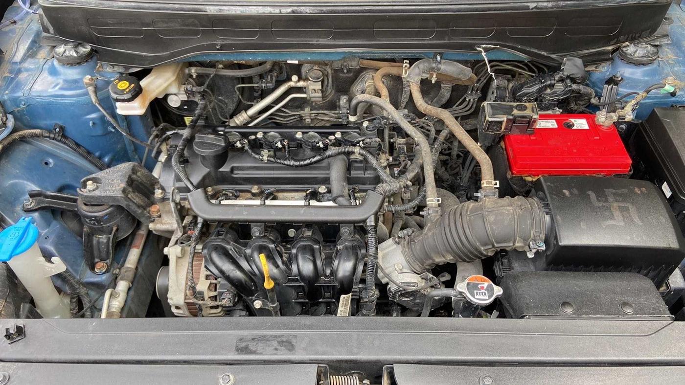 2020 Hyundai VENUE S 1.2, Petrol, Manual, 28,659 km, Open Bonet