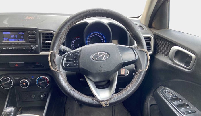 2020 Hyundai VENUE S 1.2, Petrol, Manual, 28,659 km, Steering Wheel Close Up