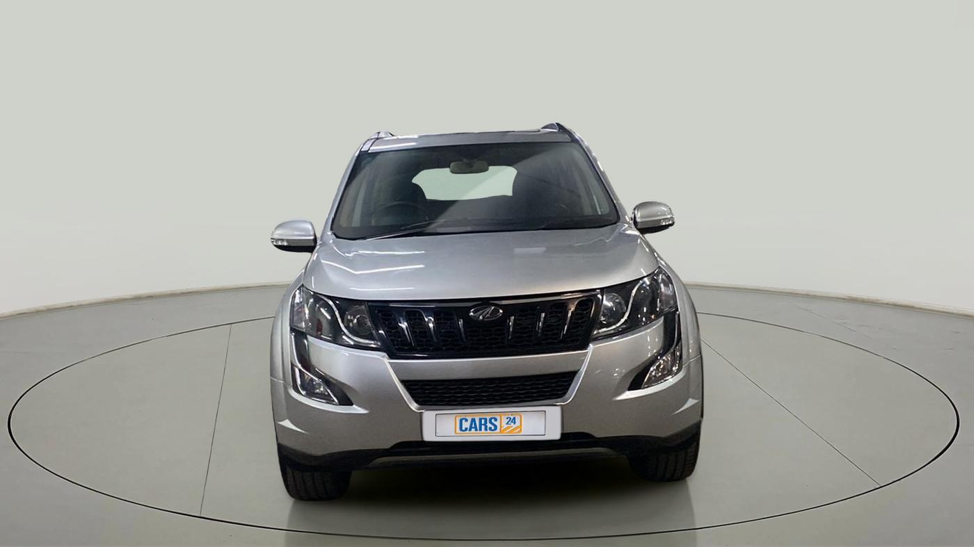 2018 Mahindra XUV500 W10 AT, Diesel, Automatic, 32,693 km, Front