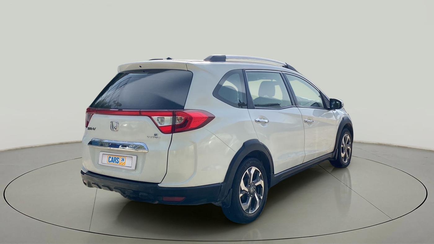 2017 Honda BR-V 1.5L I-VTEC V, Petrol, Manual, 51,031 km, Right Back Diagonal