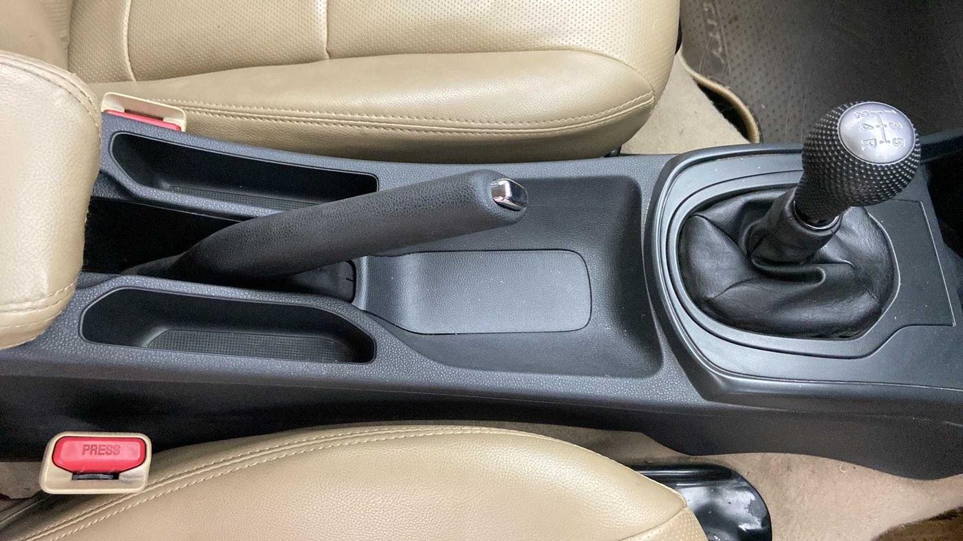 2019 Honda City 1.5L I-VTEC SV, Petrol, Manual, 26,492 km, Gear Lever