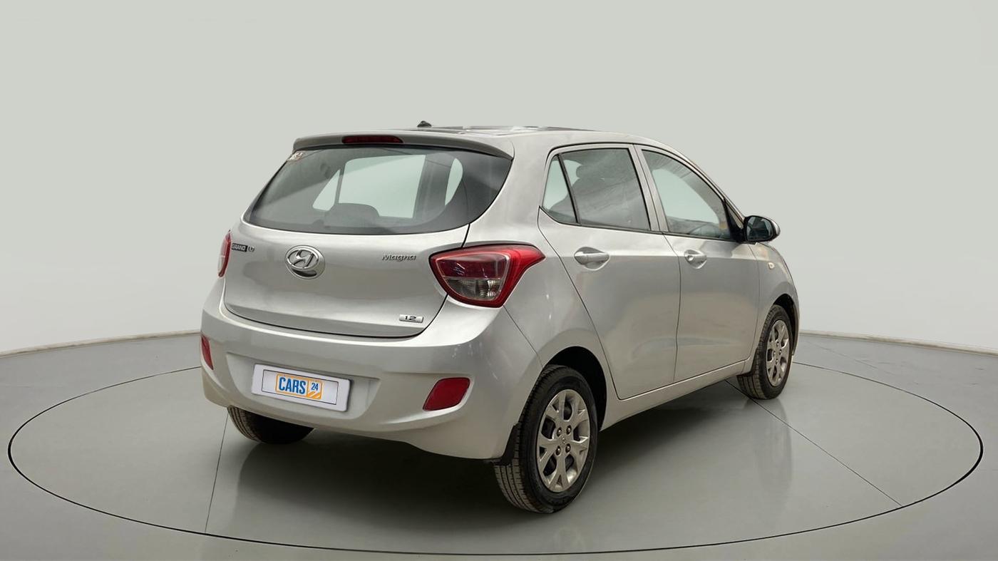 2016 Hyundai Grand i10 MAGNA 1.2 KAPPA VTVT, Petrol, Manual, 43,682 km, Right Back Diagonal