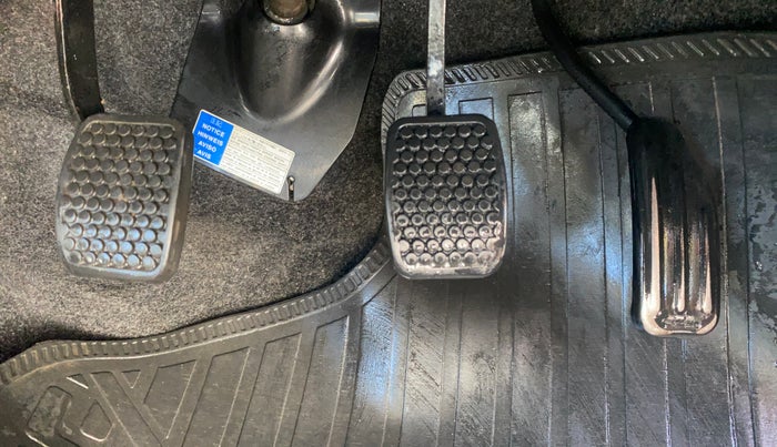 2013 Maruti Alto 800 LXI, Petrol, Manual, 48,203 km, Pedals