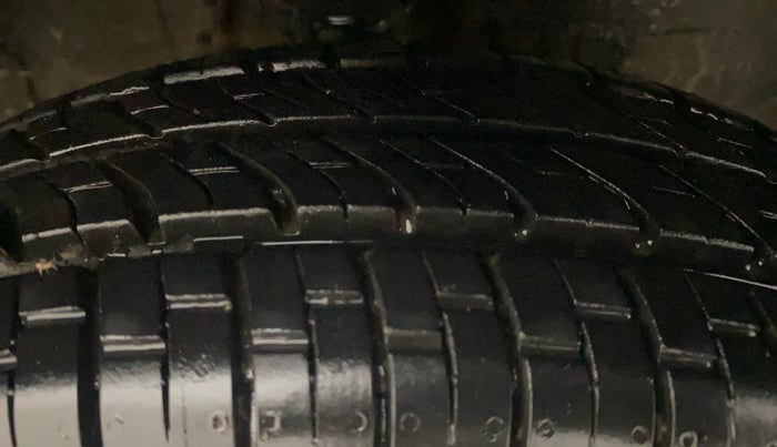 2013 Maruti Alto 800 LXI, Petrol, Manual, 48,203 km, Right Front Tyre Tread