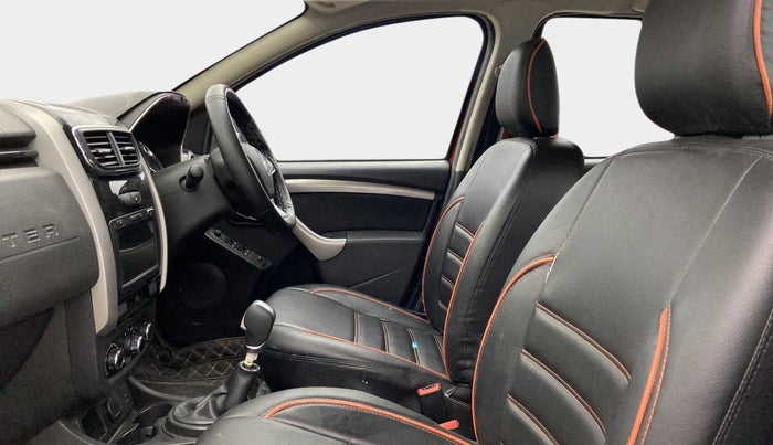 2019 Renault Duster RXS OPT CVT, Petrol, Automatic, 25,864 km, Right Side Front Door Cabin