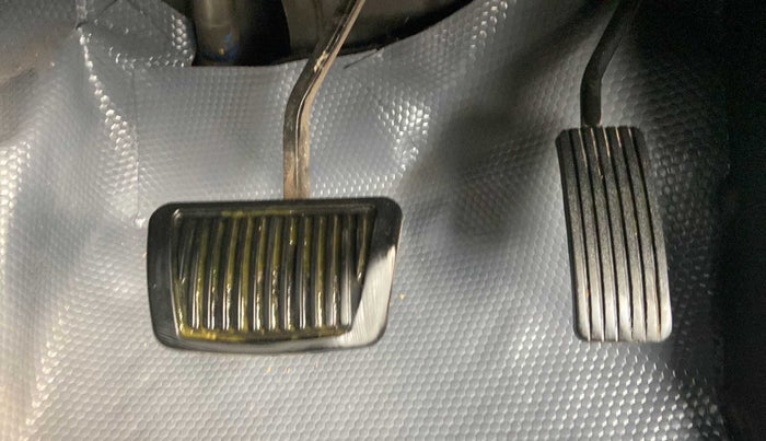 2016 Hyundai Creta SX PLUS AT 1.6 PETROL, Petrol, Automatic, 60,337 km, Pedals