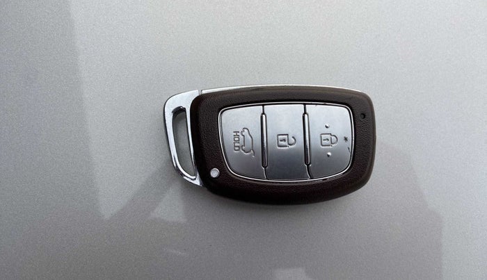 2016 Hyundai Creta SX PLUS AT 1.6 PETROL, Petrol, Automatic, 60,337 km, Key Close Up