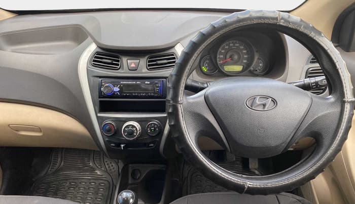 2017 Hyundai Eon ERA +, Petrol, Manual, 15,742 km, Steering Wheel Close Up