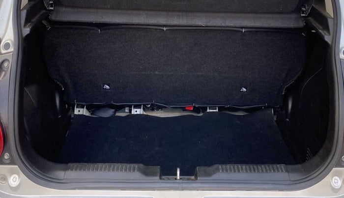 2021 Maruti Swift VXI, Petrol, Manual, 38,107 km, Boot Inside