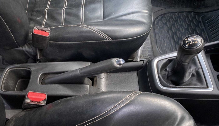 2021 Maruti Swift VXI, Petrol, Manual, 38,107 km, Gear Lever