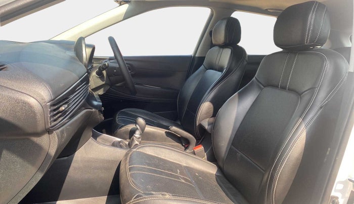 2021 Hyundai NEW I20 ASTA (O) 1.5 CRDI MT, Diesel, Manual, 22,678 km, Right Side Front Door Cabin