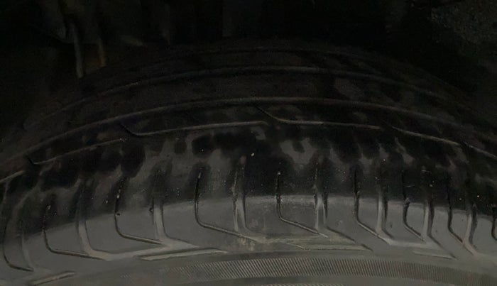 2020 Tata NEXON XZ PETROL, Petrol, Manual, 52,207 km, Right Rear Tyre Tread