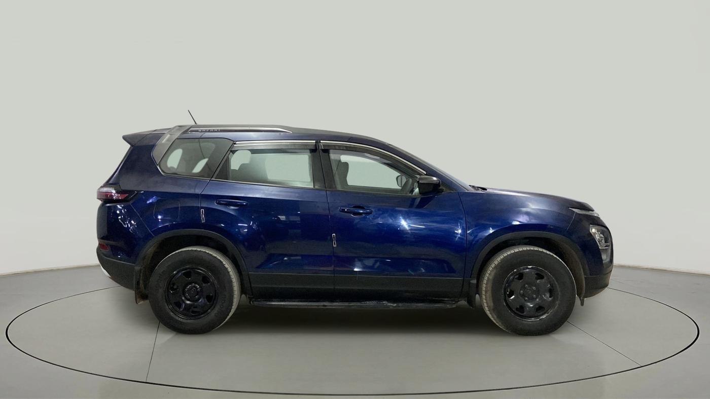 2022 Tata Safari XM SUNROOF, Diesel, Manual, 18,339 km, Right Side View