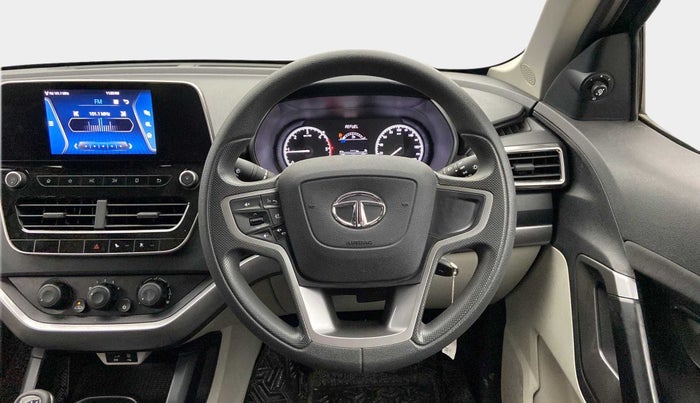 2022 Tata Safari XM SUNROOF, Diesel, Manual, 18,339 km, Steering Wheel Close Up