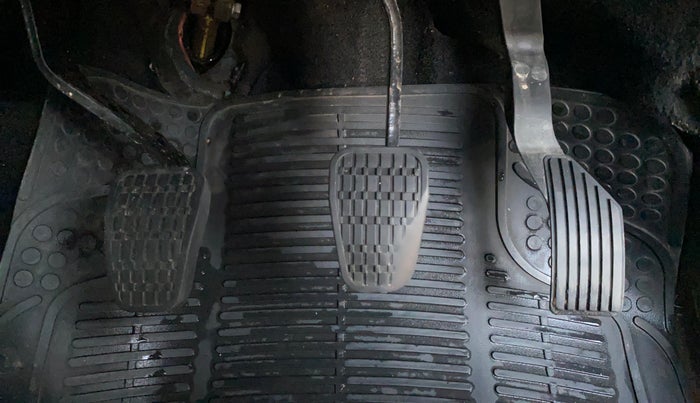 2017 Tata NEXON XZ PLUS DIESEL, Diesel, Manual, 63,198 km, Pedals