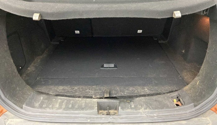 2019 Tata Harrier XZ 2.0L, Diesel, Manual, 36,052 km, Boot Inside