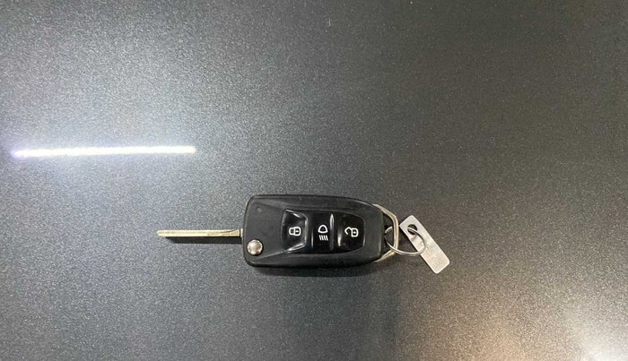 2020 Tata Tiago XZA PETROL, Petrol, Automatic, 47,634 km, Key Close Up