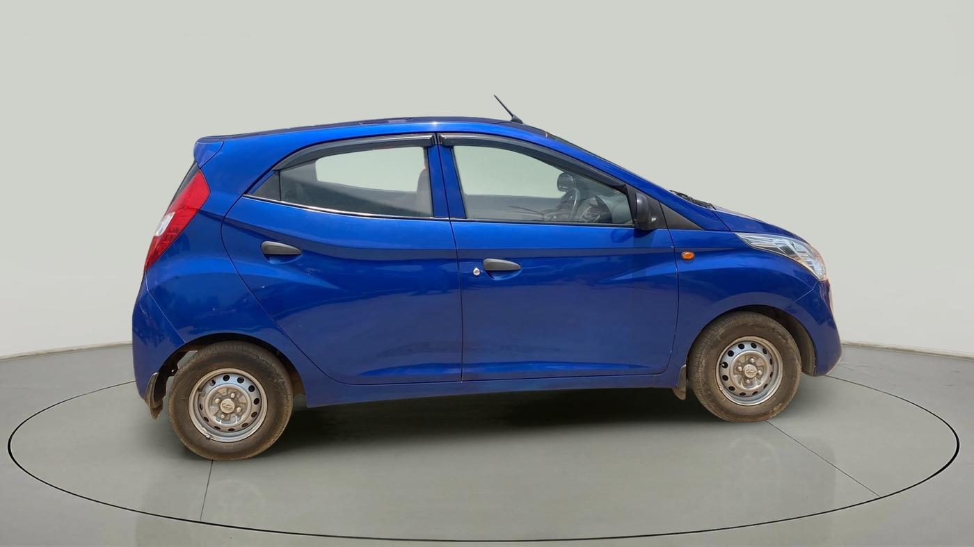 2015 Hyundai Eon ERA +, Petrol, Manual, 83,952 km, Right Side View