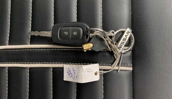 2022 Nissan MAGNITE XL, Petrol, Manual, 28,924 km, Key Close Up