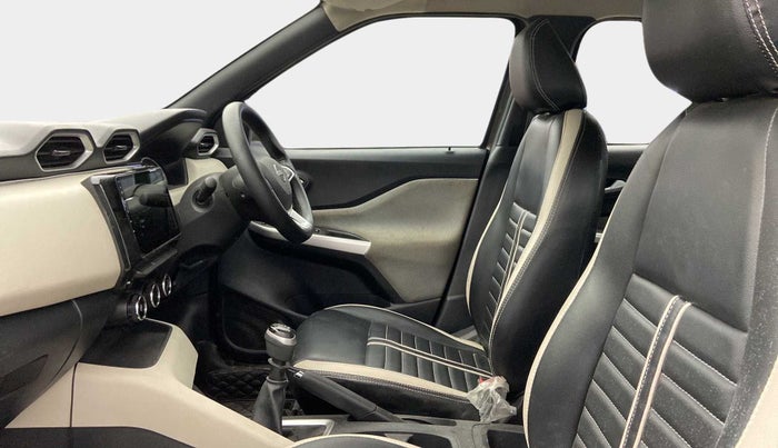 2022 Nissan MAGNITE XL, Petrol, Manual, 28,924 km, Right Side Front Door Cabin