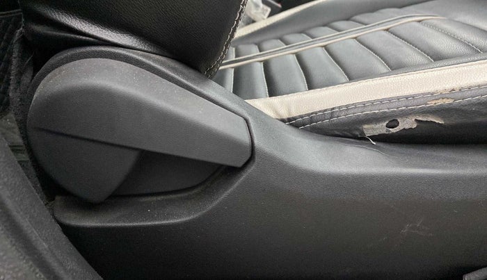 2022 Nissan MAGNITE XL, Petrol, Manual, 28,924 km, Driver Side Adjustment Panel