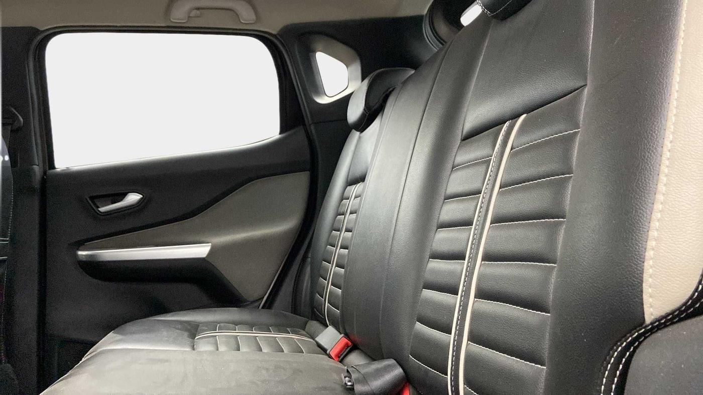 2022 Nissan MAGNITE XL, Petrol, Manual, 28,924 km, Right Side Rear Door Cabin