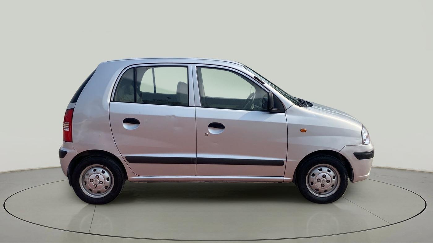 2011 Hyundai Santro Xing GL PLUS, Petrol, Manual, 30,238 km, Right Side View