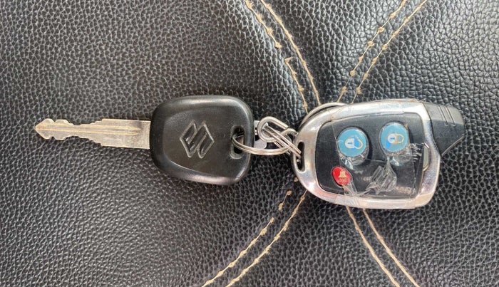 2015 Maruti Celerio VXI, Petrol, Manual, 53,673 km, Key Close Up