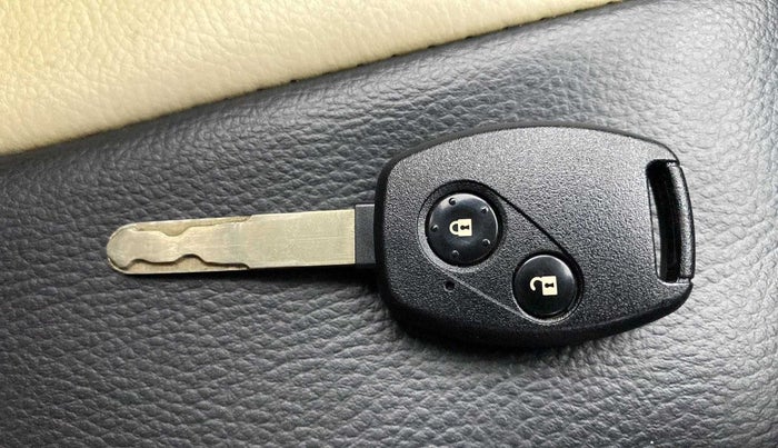 2012 Honda Brio S MT, Petrol, Manual, 78,342 km, Key Close Up