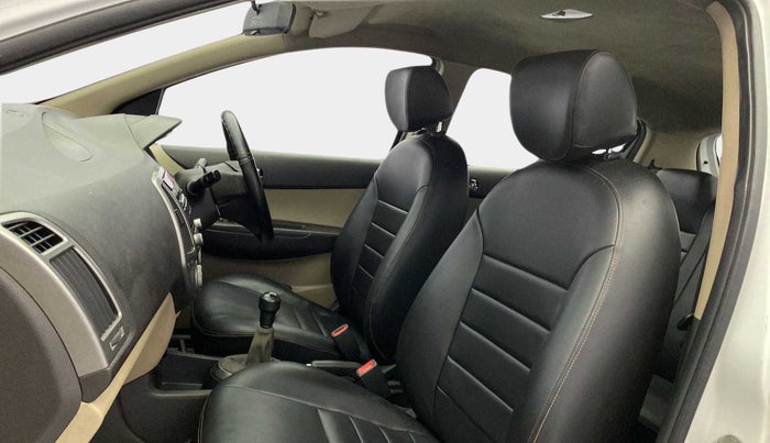 2013 Hyundai i20 MAGNA (O) 1.2, Petrol, Manual, 75,864 km, Right Side Front Door Cabin