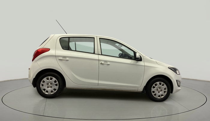 2013 Hyundai i20 MAGNA (O) 1.2, Petrol, Manual, 75,864 km, Right Side View