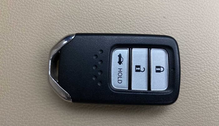 2020 Honda City 1.5L I-VTEC ZX, Petrol, Manual, 20,088 km, Key Close Up