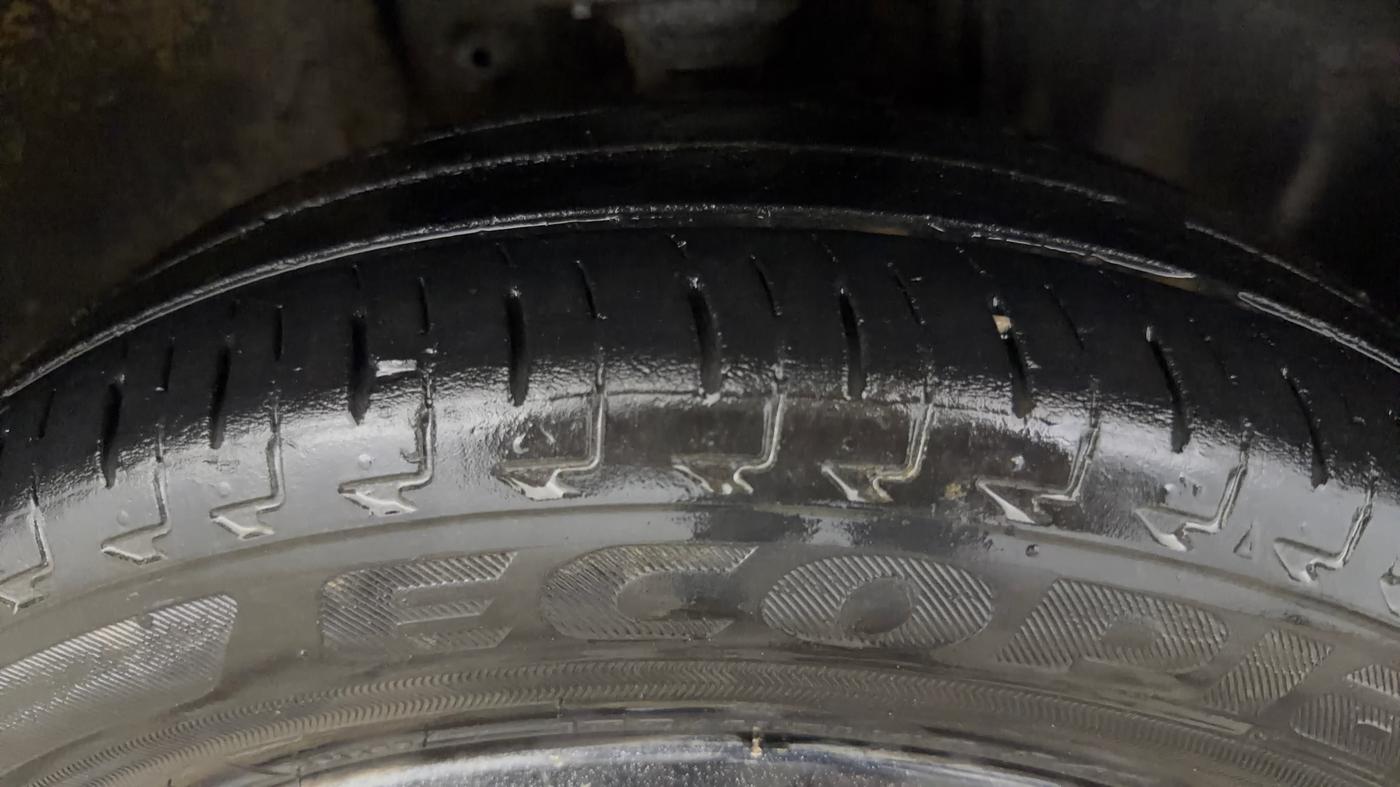 2022 Maruti IGNIS ZETA 1.2, Petrol, Manual, 71,219 km, Right Front Tyre Tread