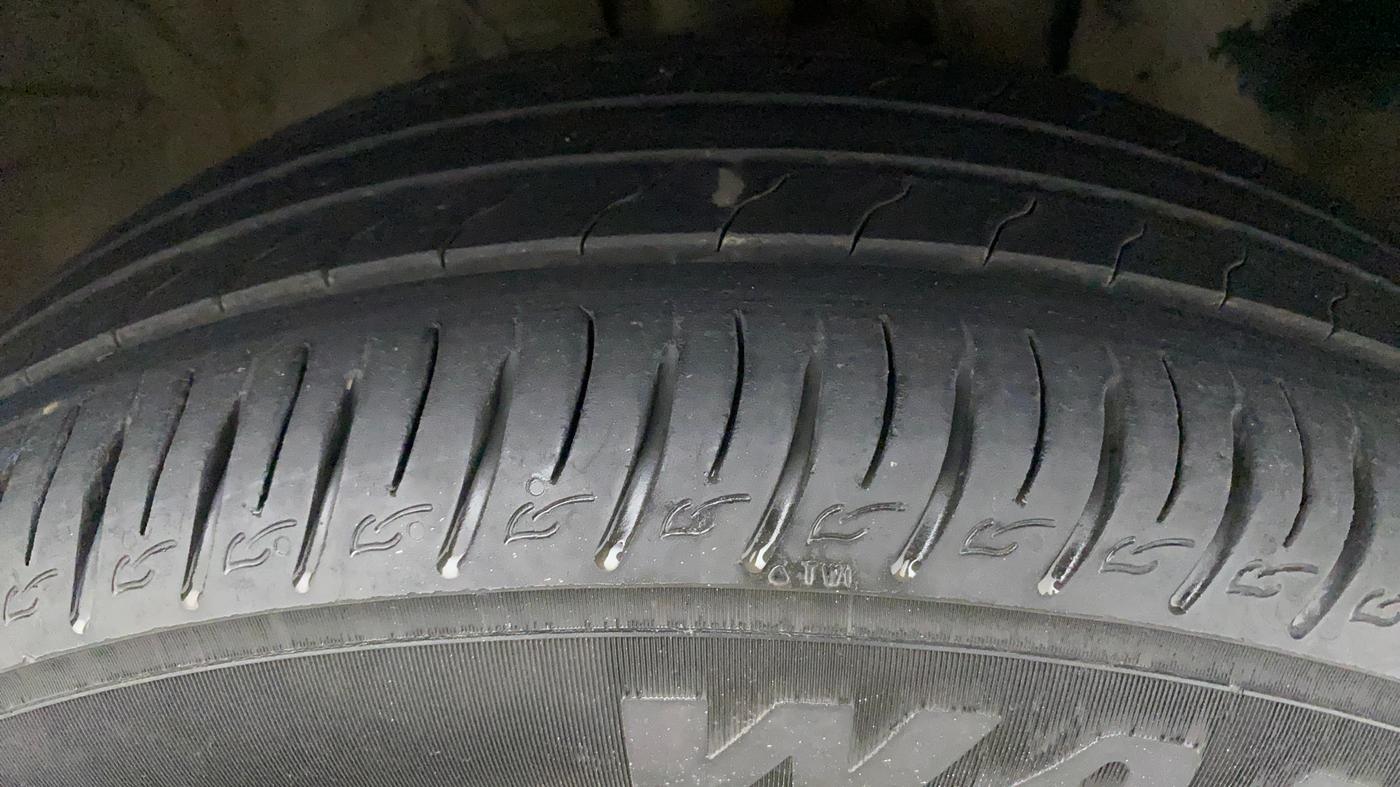 2021 Hyundai VENUE SX 1.0 TURBO IMT, Petrol, Manual, 26,242 km, Right Front Tyre Tread