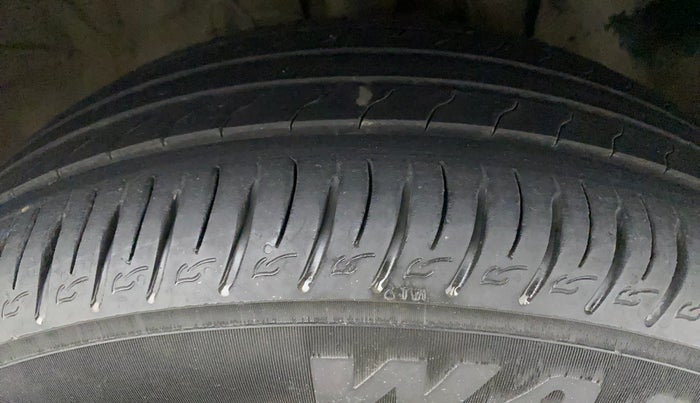 2021 Hyundai VENUE SX 1.0 TURBO IMT, Petrol, Manual, 26,242 km, Right Front Tyre Tread