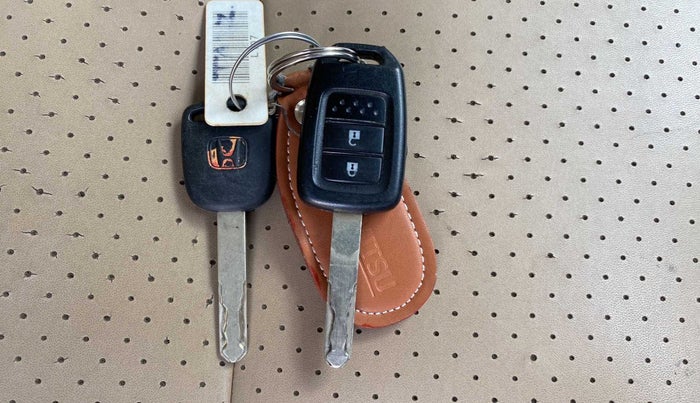 2018 Honda Jazz 1.2L I-VTEC V, Petrol, Manual, 35,374 km, Key Close Up