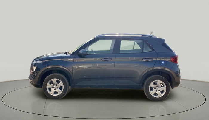 2022 Hyundai VENUE S 1.2, Petrol, Manual, 18,184 km, Left Side