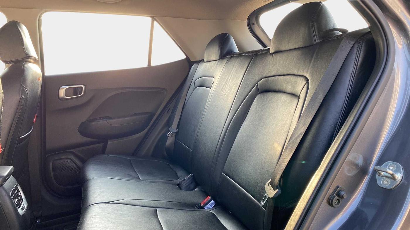 2022 Hyundai VENUE S 1.2, Petrol, Manual, 18,184 km, Right Side Rear Door Cabin