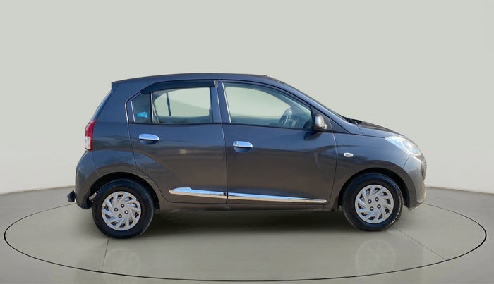 2020 Hyundai NEW SANTRO MAGNA, Petrol, Manual, 67,550 km, Right Side