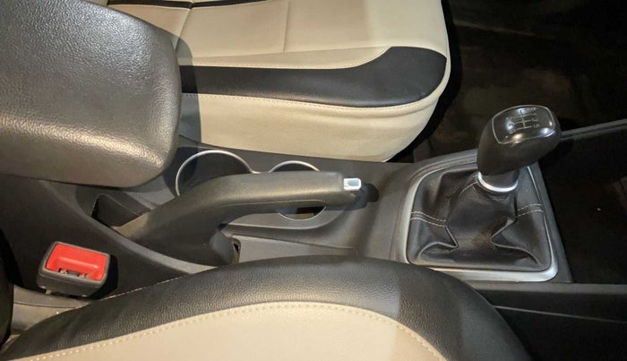 2020 Hyundai Verna 1.6 VTVT SX, Petrol, Manual, 37,506 km, Gear Lever