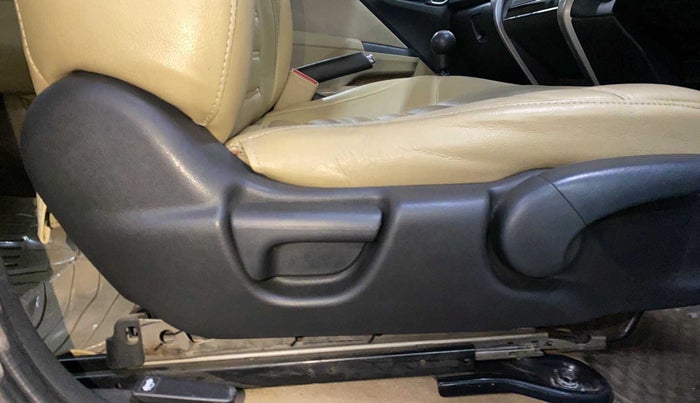 2017 Honda City 1.5L I-VTEC V MT, Petrol, Manual, 91,421 km, Driver Side Adjustment Panel