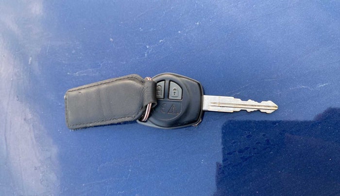 2021 Maruti Baleno DELTA PETROL 1.2, Petrol, Manual, 49,434 km, Key Close Up