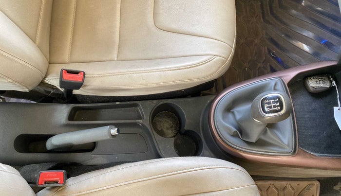 2023 Hyundai AURA SX 1.2 CNG, CNG, Manual, 16,272 km, Gear Lever